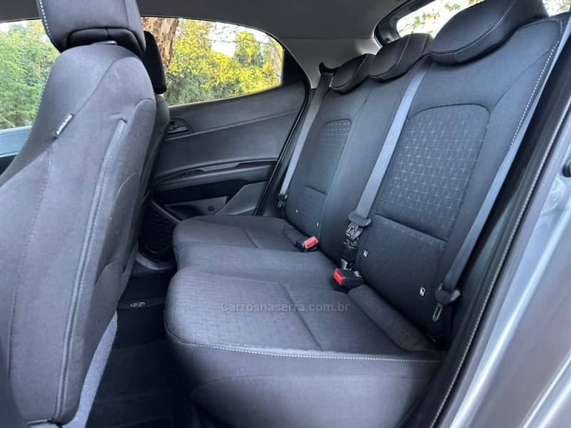 HYUNDAI - HB20 - 2022/2023 - Cinza - R$ 69.900,00