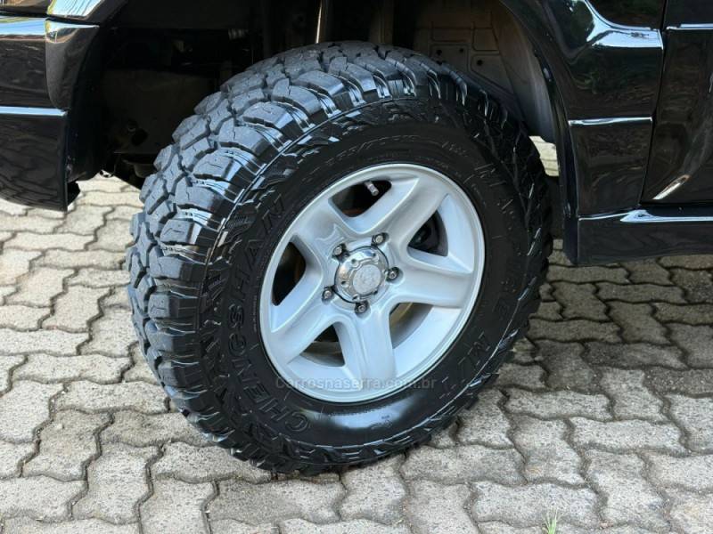 CHEVROLET - TRACKER - 2008/2008 - Preta - R$ 58.900,00