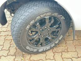 FORD - RANGER - 2016/2017 - Branca - R$ 142.900,00