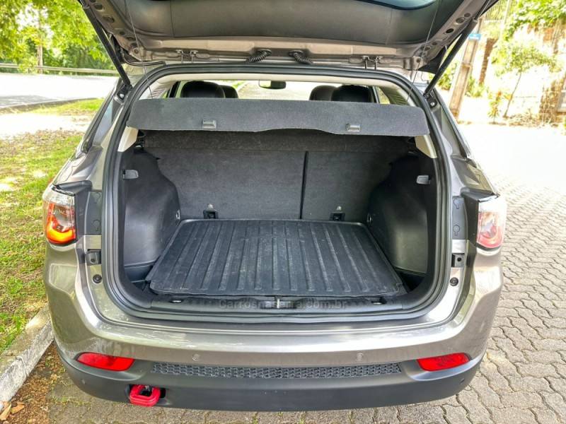 JEEP - COMPASS - 2017/2017 - Cinza - R$ 99.900,00