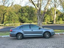 VOLKSWAGEN - JETTA - 2013/2013 - Cinza - R$ 77.900,00