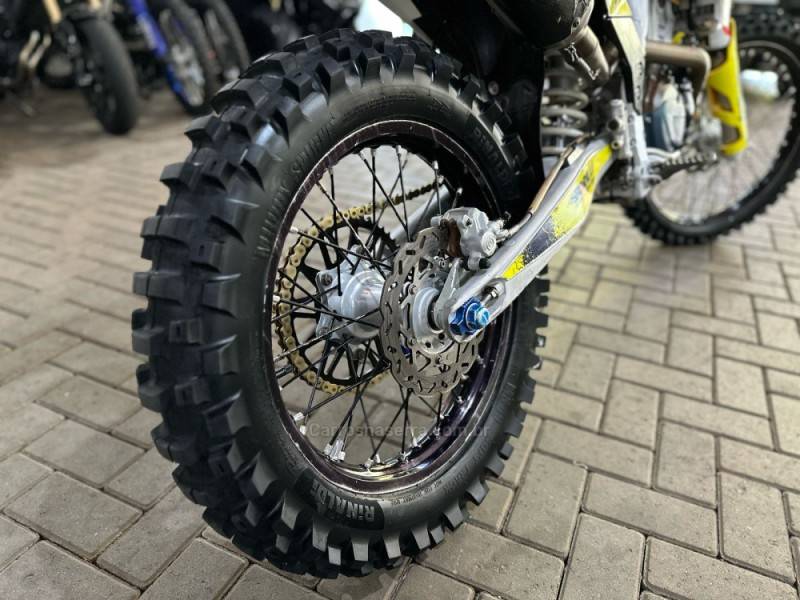 HUSQVARNA - FE - 2015/2015 - Branca - R$ 40.900,00
