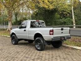 FORD - RANGER - 2005/2005 - Prata - R$ 65.900,00