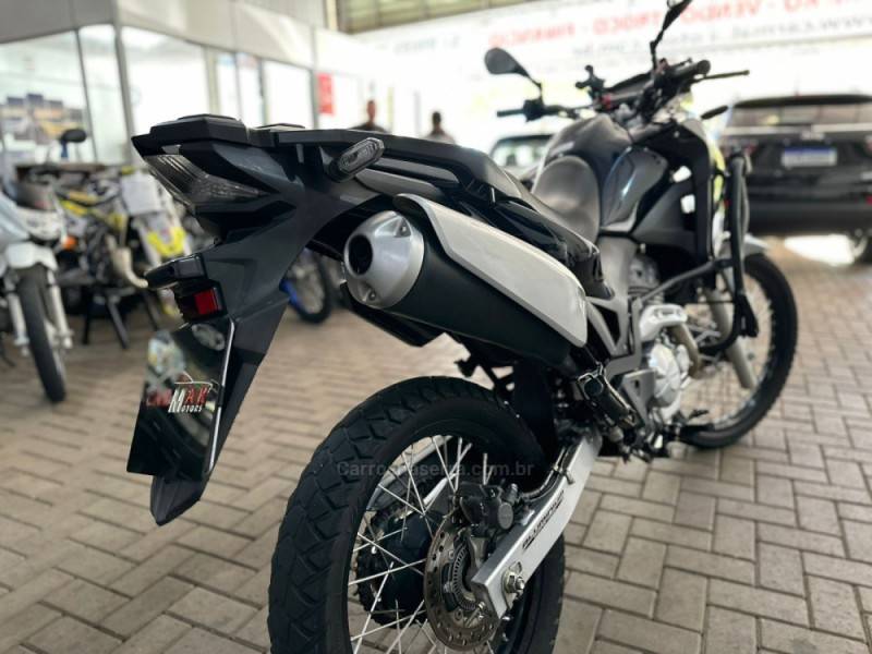 HONDA - XRE 300 - 2019/2019 - Azul - R$ 26.900,00