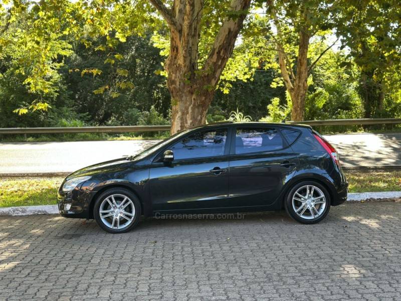 HYUNDAI - I30 - 2009/2010 - Preta - R$ 52.900,00