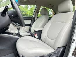 KIA MOTORS - CERATO - 2010/2011 - Prata - R$ 49.900,00