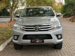 TOYOTA - HILUX - 2017/2017 - Prata - R$ 175.900,00