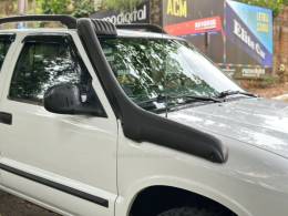CHEVROLET - S10 - 2000/2000 - Branca - R$ 65.900,00