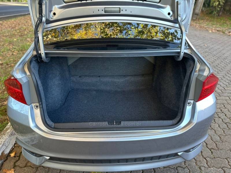 HONDA - CITY - 2018/2019 - Prata - R$ 81.900,00