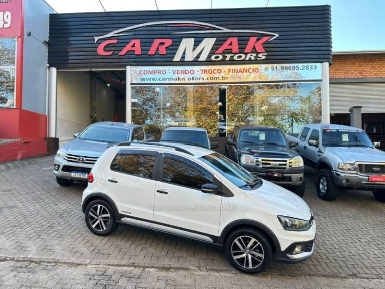 VOLKSWAGEN - FOX - 2021/2021 - Branca - R$ 69.900,00