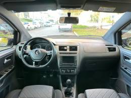 VOLKSWAGEN - FOX - 2021/2021 - Branca - R$ 69.900,00