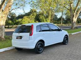 FORD - FIESTA - 2012/2013 - Branca - R$ 36.900,00