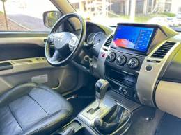 MITSUBISHI - PAJERO DAKAR - 2013/2013 - Prata - R$ 119.900,00