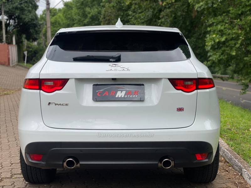 JAGUAR - F-PACE - 2016/2017 - Branca - R$ 189.900,00