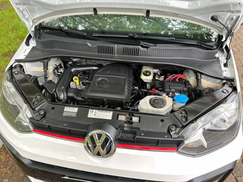 VOLKSWAGEN - UP - 2020/2020 - Branca - R$ 68.900,00