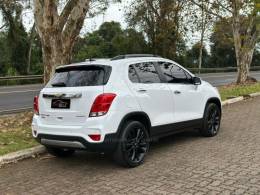 CHEVROLET - TRACKER - 2018/2019 - Branca - R$ 95.900,00