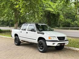 CHEVROLET - S10 - 2000/2000 - Branca - R$ 65.900,00