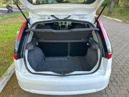 FORD - FIESTA - 2012/2013 - Branca - R$ 36.900,00