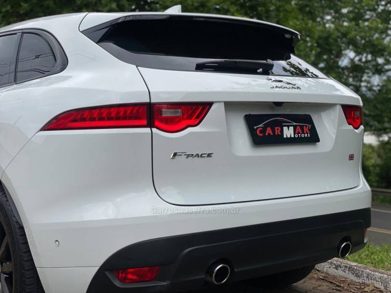 JAGUAR - F-PACE - 2016/2017 - Branca - R$ 189.900,00