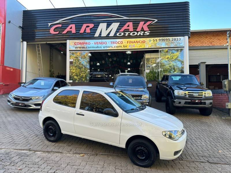 FIAT - PALIO - 2012/2012 - Branca - R$ 25.900,00