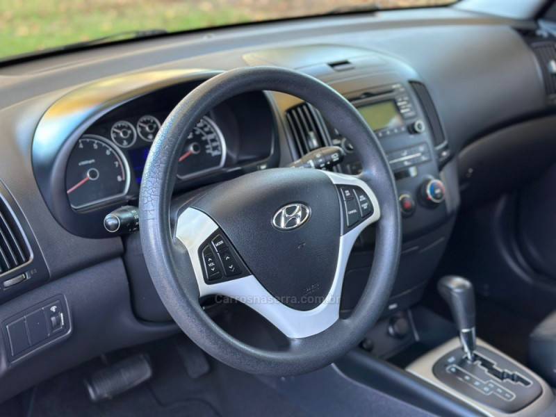 HYUNDAI - I30 - 2009/2010 - Preta - R$ 49.900,00