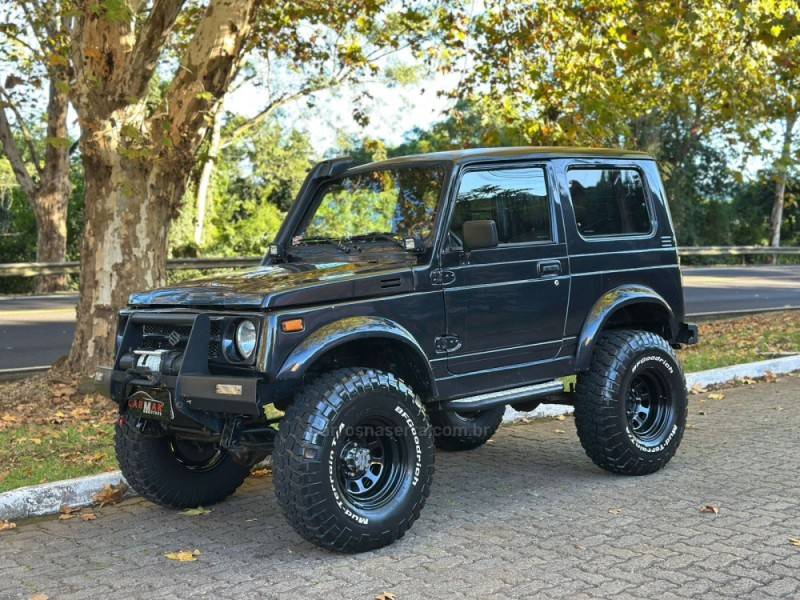 SUZUKI - SAMURAI - 1994/1995 - Cinza - R$ 48.900,00