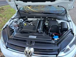 VOLKSWAGEN - GOLF - 2015/2015 - Branca - R$ 87.900,00