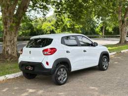 RENAULT - KWID - 2023/2024 - Branca - R$ 57.900,00