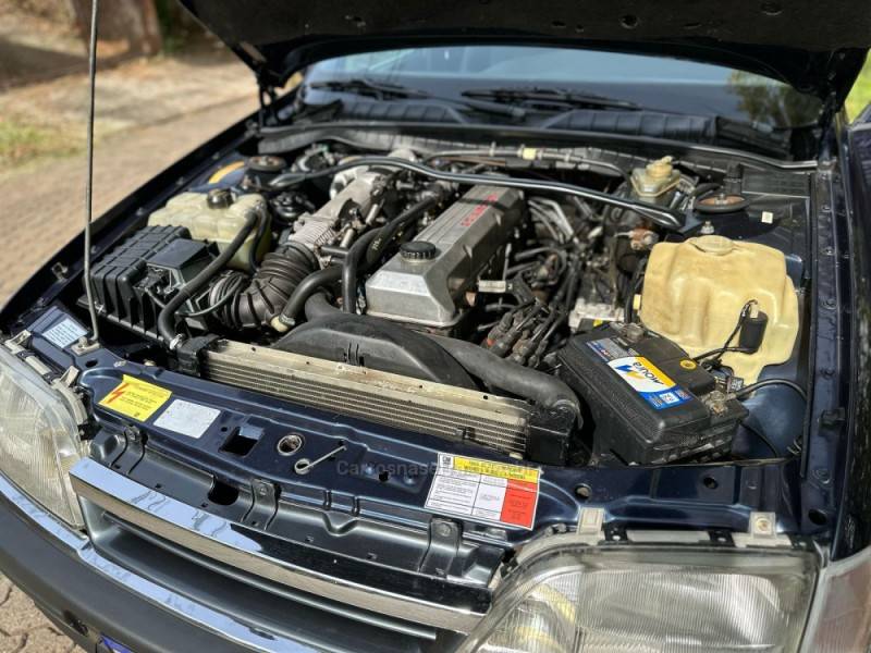 CHEVROLET - OMEGA - 1992/1993 - Azul - R$ 129.900,00