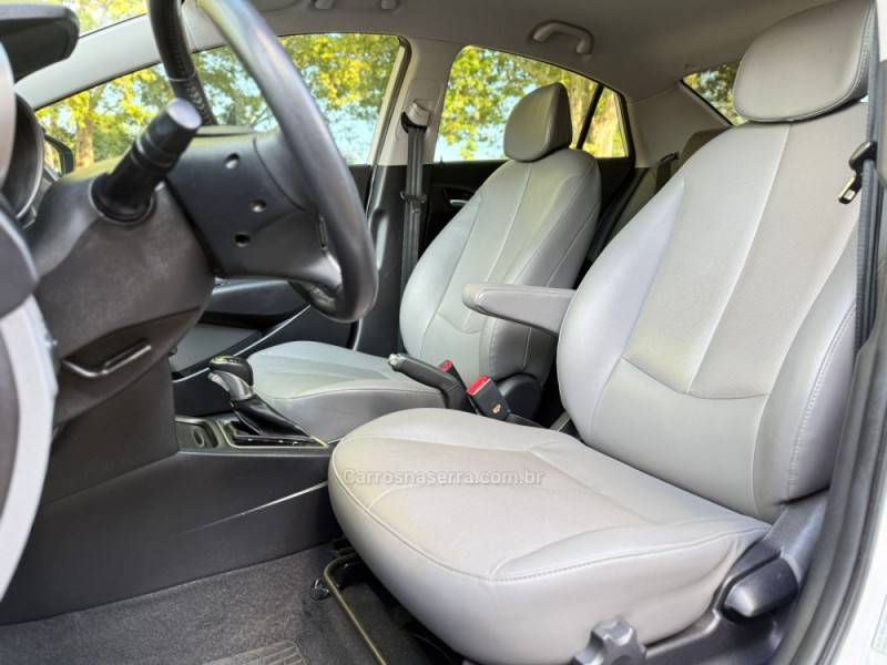 HYUNDAI - HB20S - 2016/2017 - Branca - R$ 68.900,00