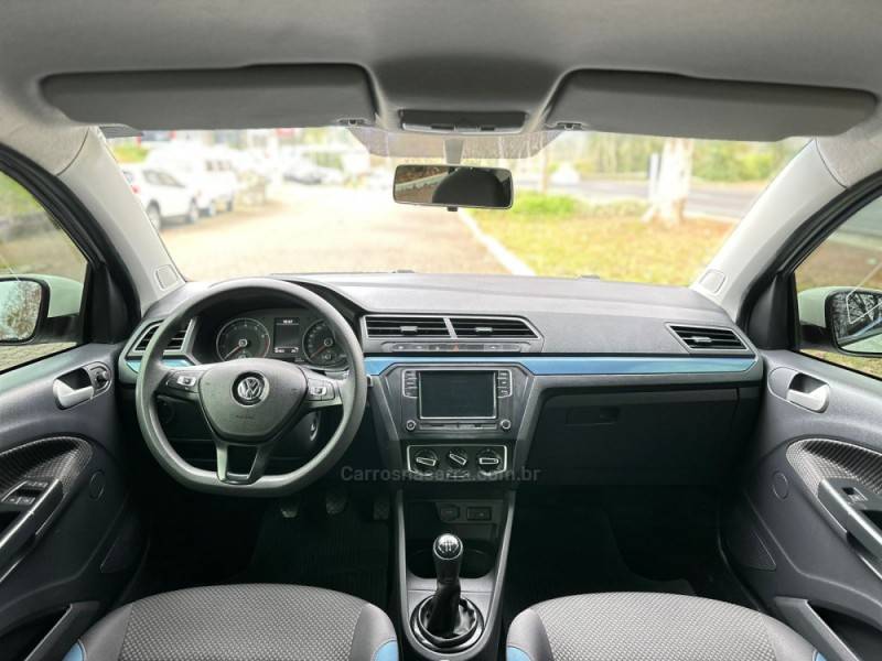 VOLKSWAGEN - VOYAGE - 2017/2018 - Branca - R$ 53.900,00