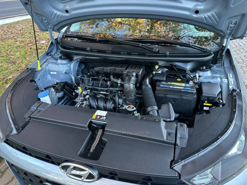 HYUNDAI - HB20 - 2022/2023 - Cinza - R$ 69.900,00