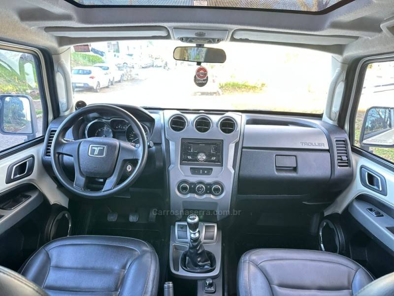 TROLLER - T4 - 2017/2018 - Branca - R$ 225.900,00