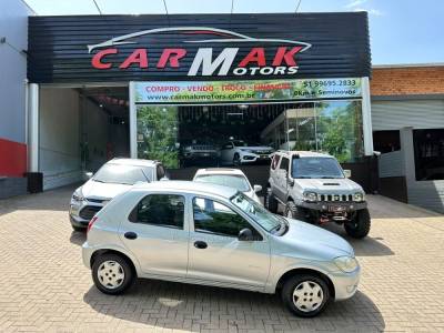 CHEVROLET - CELTA - 2010/2010 - Prata - R$ 29.900,00