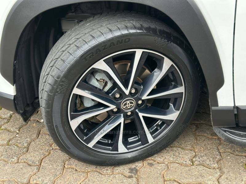 TOYOTA - COROLLA - 2021/2022 - Branca - R$ 146.900,00