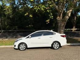 HYUNDAI - HB20S - 2016/2017 - Branca - R$ 68.900,00