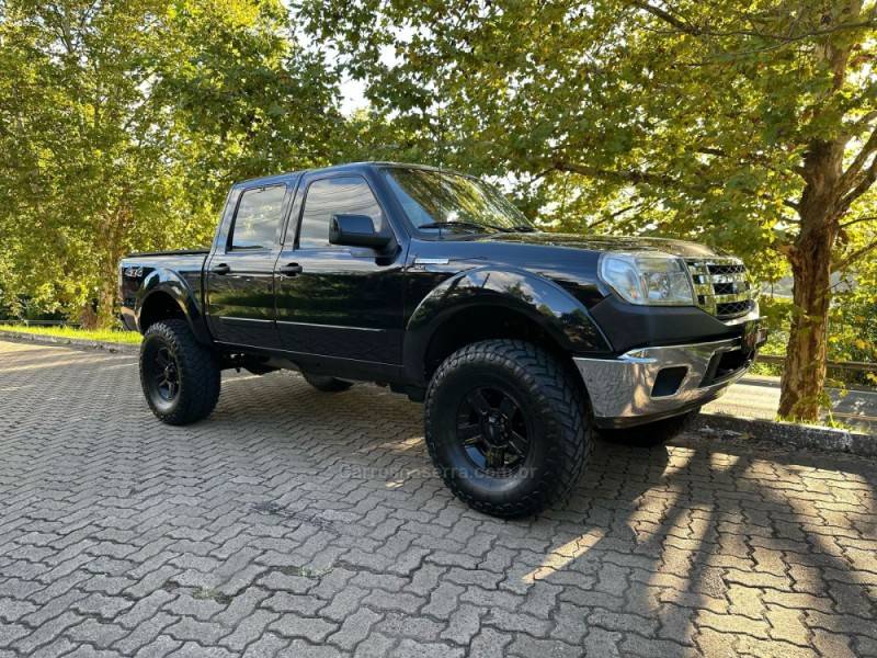 FORD - RANGER - 2011/2011 - Preta - R$ 99.900,00