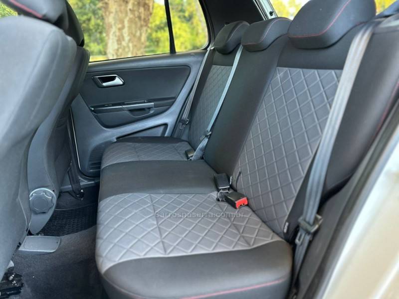 VOLKSWAGEN - FOX - 2021/2021 - Branca - R$ 69.900,00