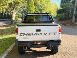 CHEVROLET - S10 - 2000/2000 - Branca - R$ 65.900,00