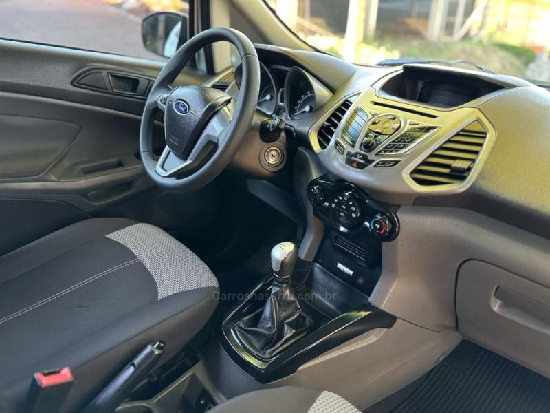 FORD - ECOSPORT - 2014/2014 - Prata - R$ 59.900,00