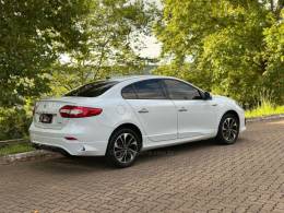 RENAULT - FLUENCE - 2015/2016 - Branca - R$ 72.900,00