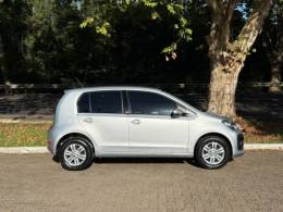 VOLKSWAGEN - UP - 2018/2018 - Prata - R$ 62.900,00
