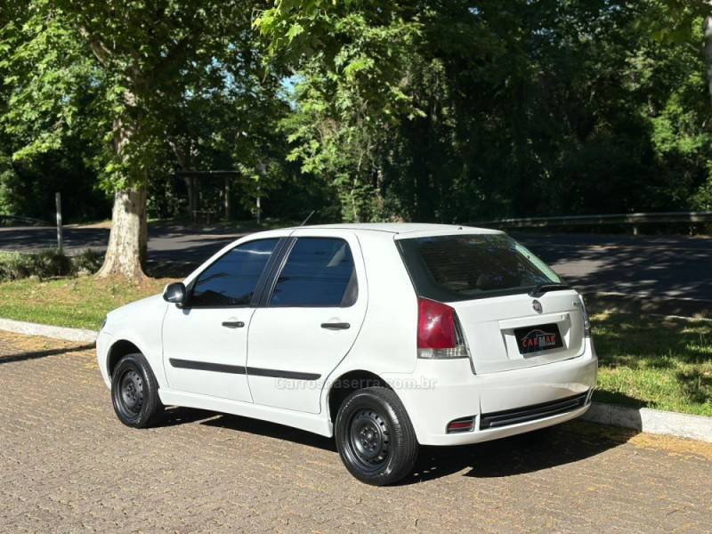 FIAT - PALIO - 2012/2012 - Branca - R$ 32.900,00
