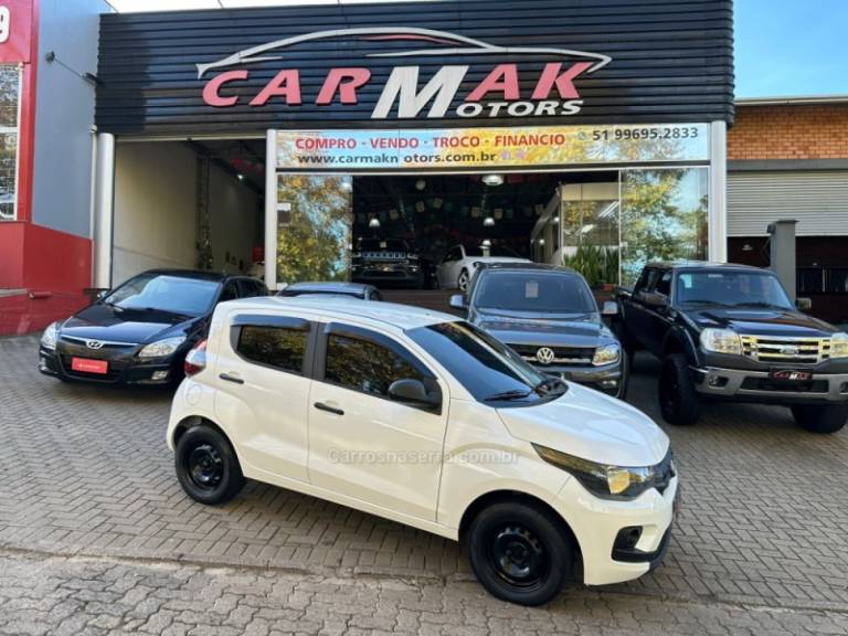 FIAT - MOBI - 2020/2020 - Branca - R$ 47.900,00