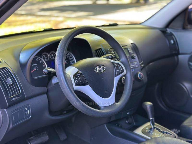 HYUNDAI - I30 - 2009/2010 - Preta - R$ 52.900,00