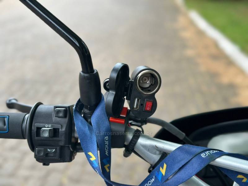 HONDA - XRE 300 - 2015/2015 - Branca - R$ 19.900,00