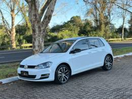 VOLKSWAGEN - GOLF - 2015/2015 - Branca - R$ 87.900,00