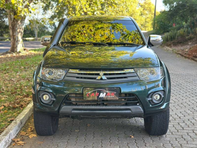 MITSUBISHI - L200 TRITON - 2014/2015 - Verde - R$ 129.900,00