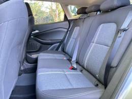 CHEVROLET - TRACKER - 2023/2024 - Prata - R$ 104.900,00