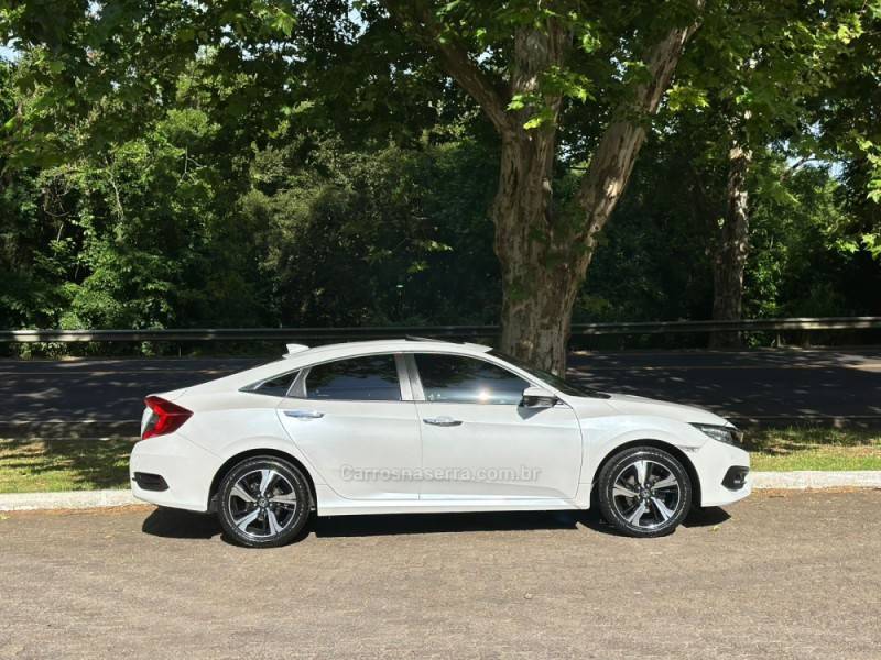 HONDA - CIVIC - 2017/2017 - Branca - R$ 129.900,00